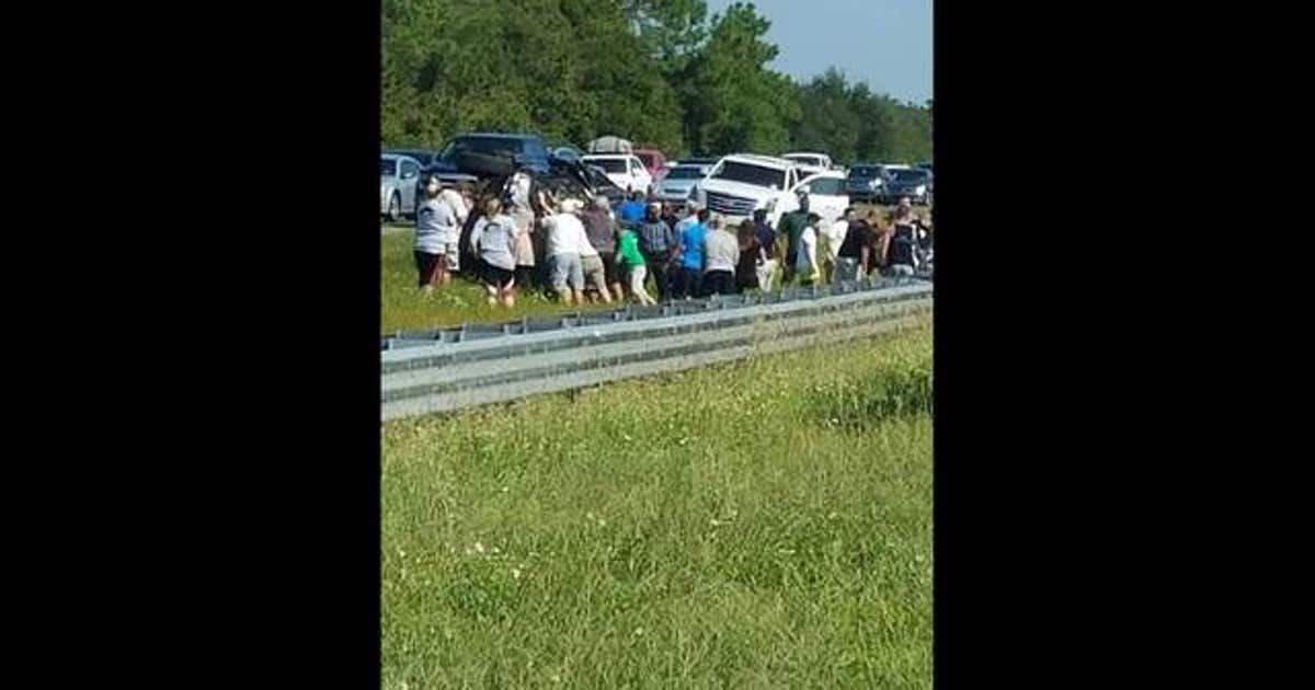 Good samaritans help after crash | FOX 13 Tampa Bay