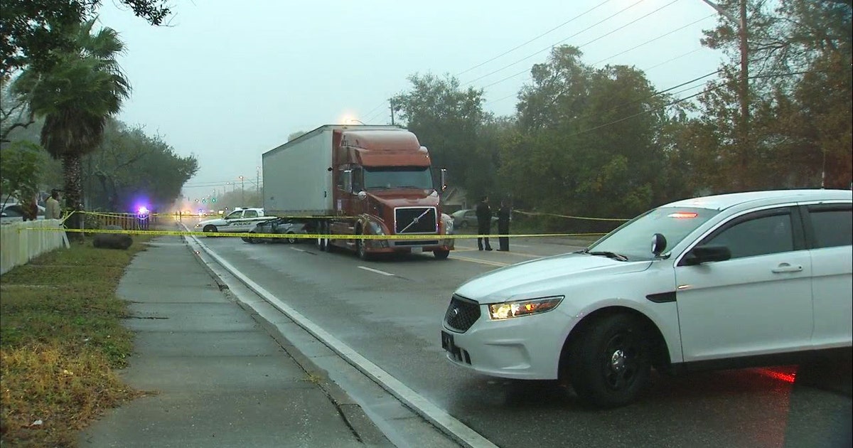 Vehicle lodged under 18-wheeler, 1 dead | FOX 13 Tampa Bay