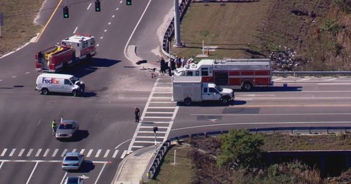 Fatal crash closes Spruce St. near Westshore | FOX 13 Tampa Bay