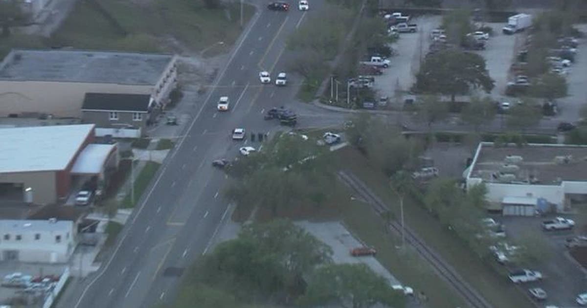 Motorcyclist dies in St. Pete crash | FOX 13 Tampa Bay