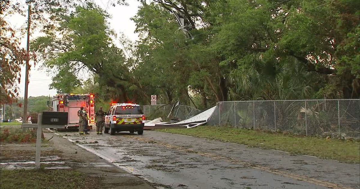 Damage reported after tornadoes in Bay area | FOX 13 Tampa Bay