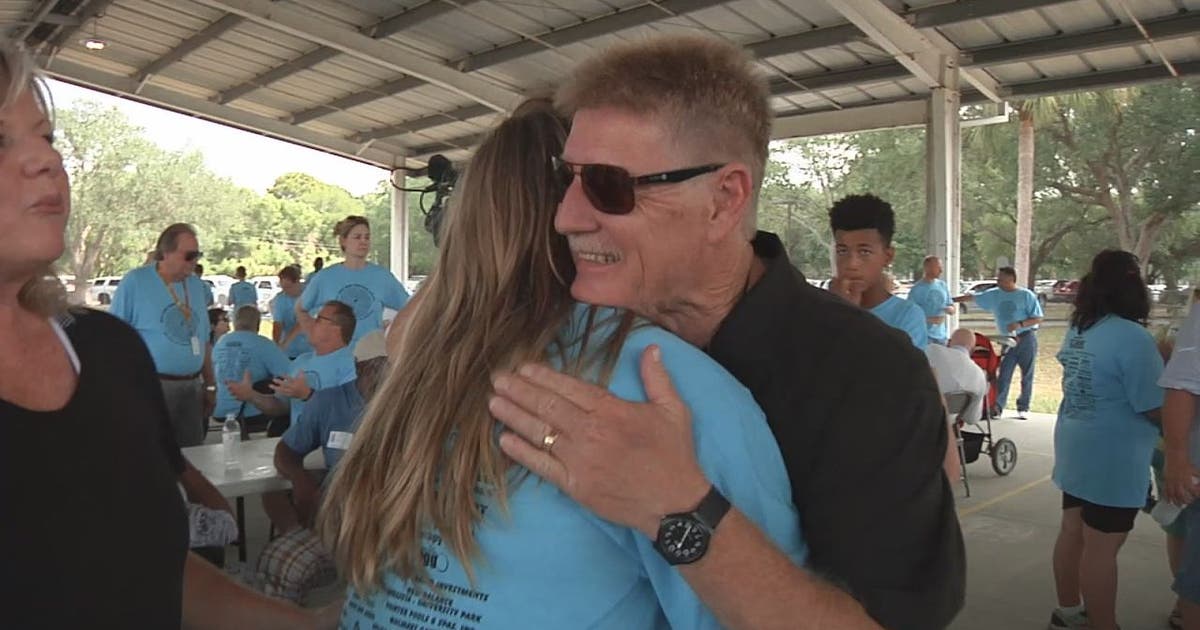 Students, parents thank school bus employees after crash | FOX 13 Tampa Bay