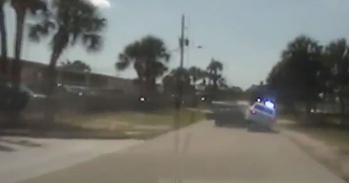 Florida deputy's dashcam show chase led by two children in a stolen car ...