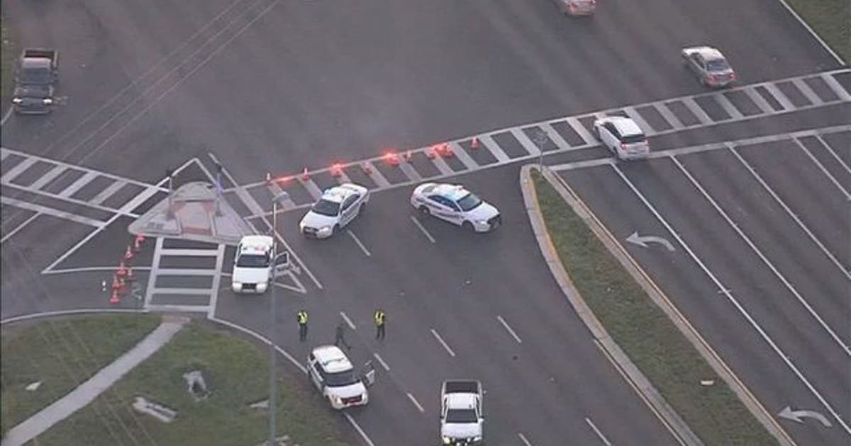 Fatal crash closes southbound lanes of U.S. 19 in Hudson | FOX 13 Tampa Bay
