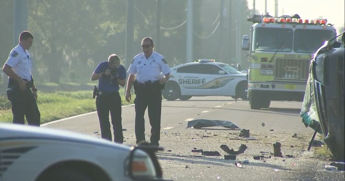 Deputies investigate deadly crash in Plant City | FOX 13 Tampa Bay