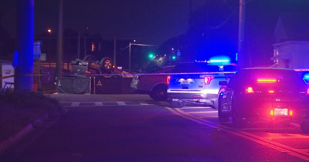Driver, passenger killed in wrong-way crash in Tampa | FOX 13 Tampa Bay