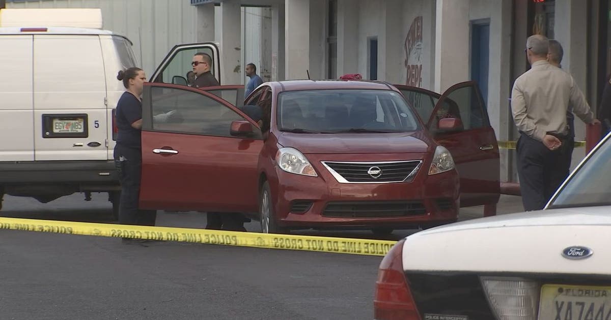 Tampa police: Pawn shop clerk shot robbery suspect | FOX 13 Tampa Bay