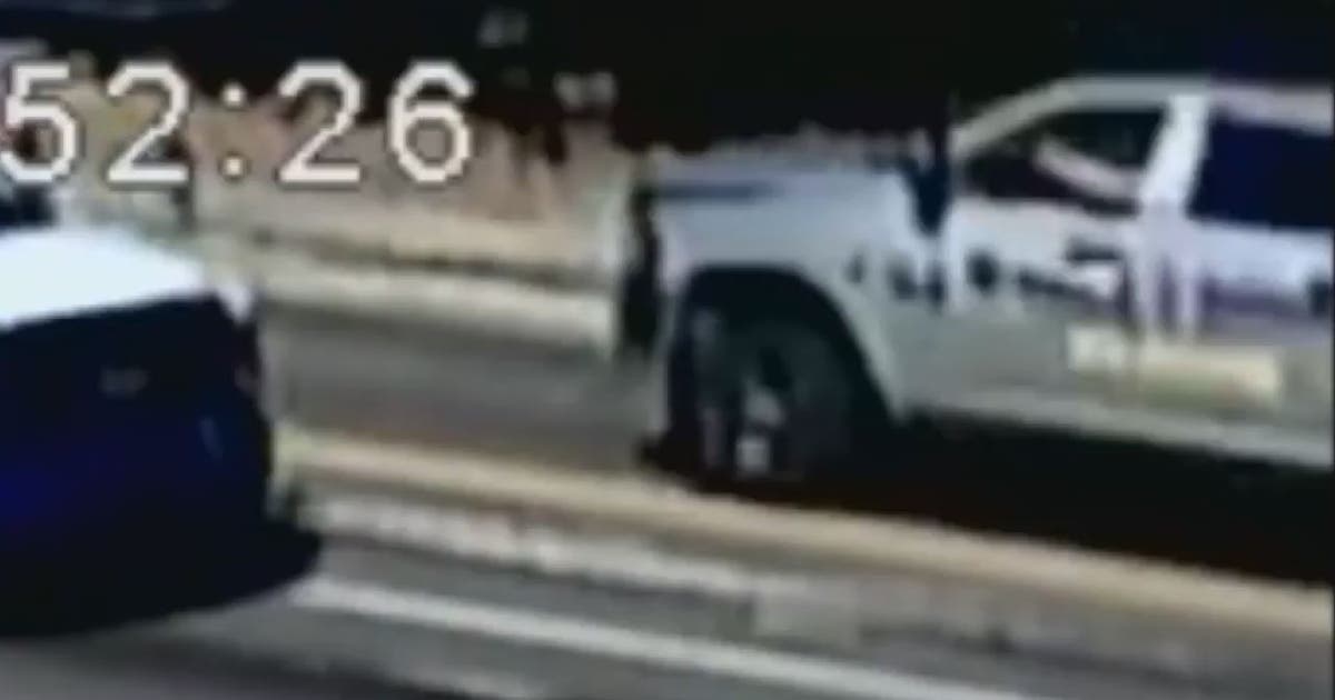 Tampa police searching for second driver in fatal crash | FOX 13 Tampa Bay