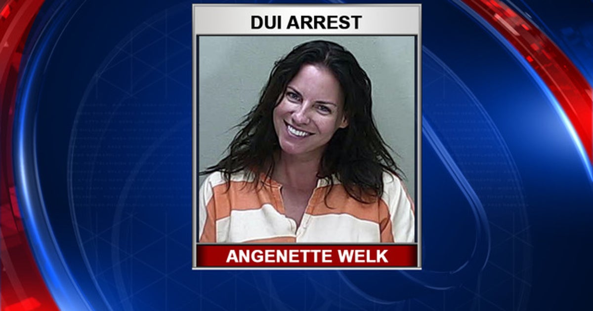 Florida woman smiles in DUI mug shot after crash that killed woman ...