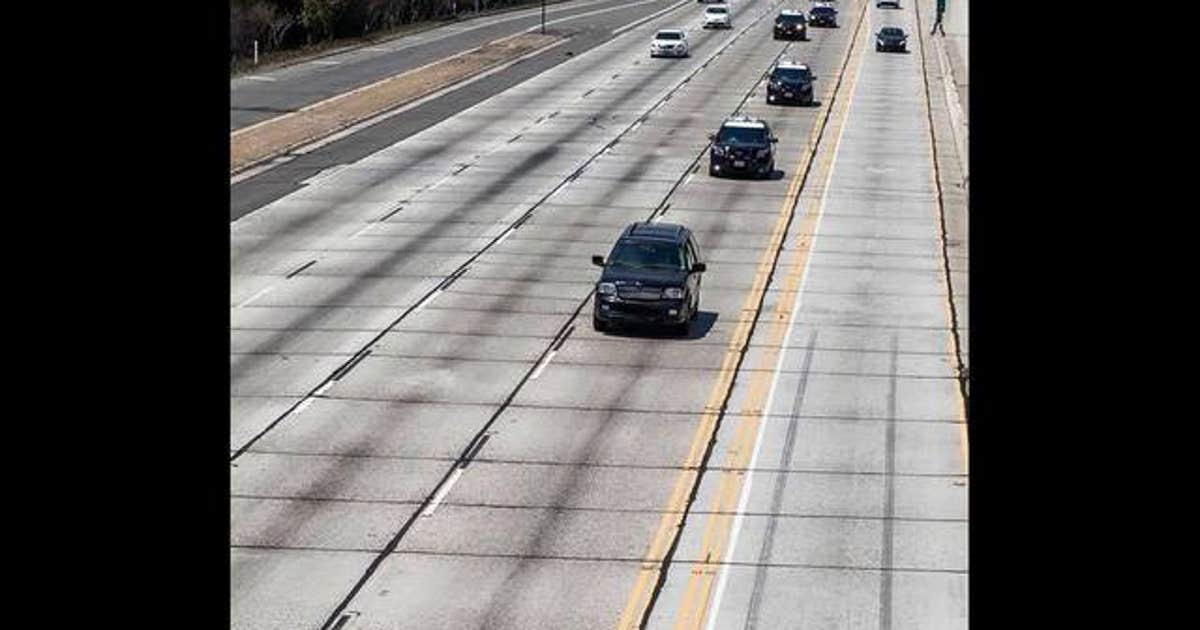 Suspect leads police on high-speed chase from San Fernando Valley to OC ...