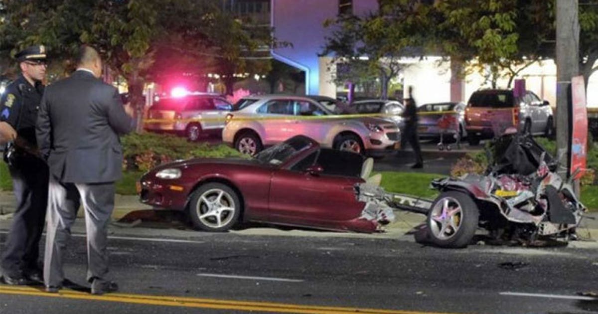 Car split completely in half after crash; everyone survives | FOX 13 ...