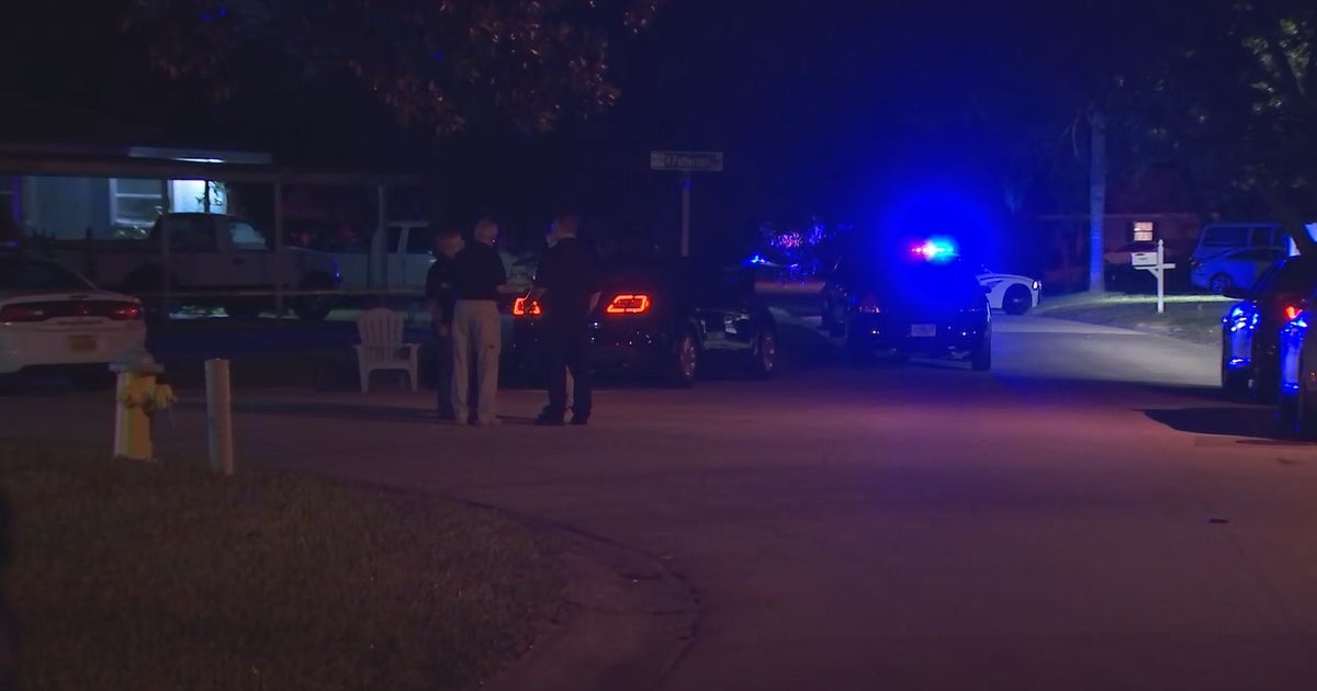 Woman found dead inside Tampa home | FOX 13 Tampa Bay