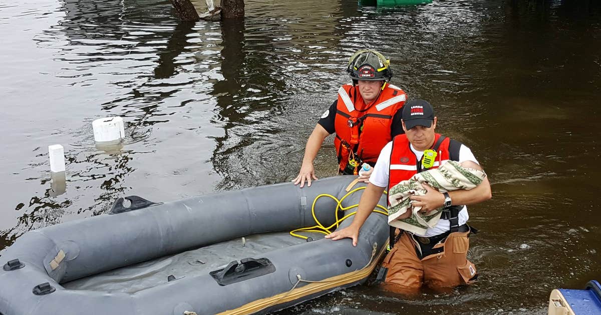 Crews rescue Largo residents from flood | FOX 13 Tampa Bay