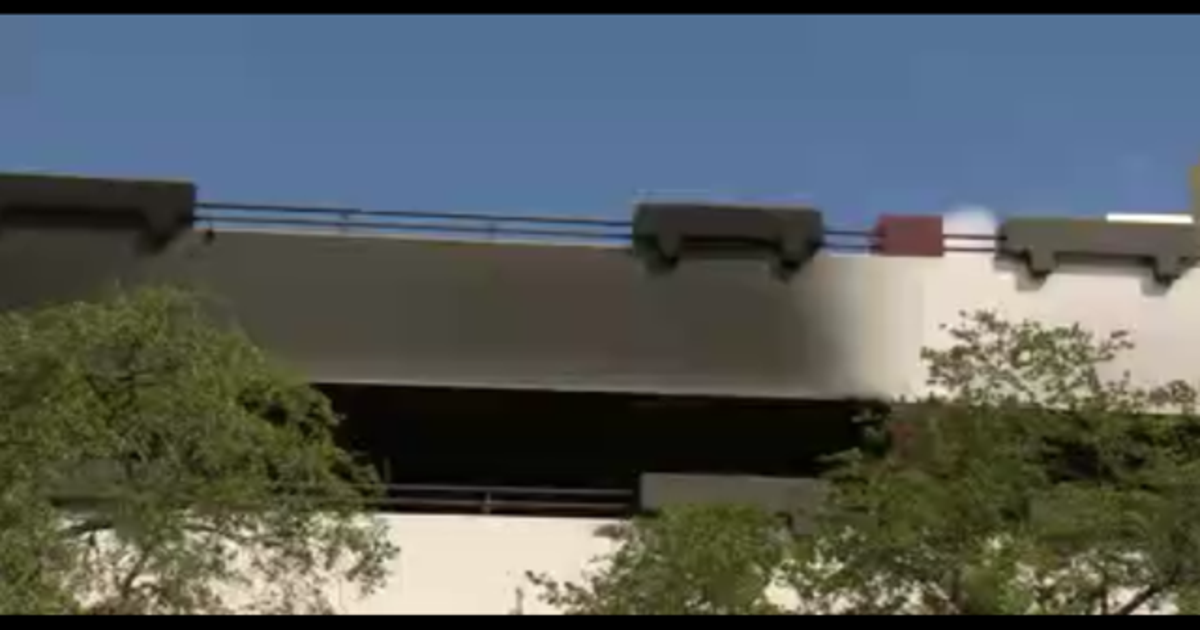 St. Pete parking garage fire destroys 5 cars | FOX 13 Tampa Bay