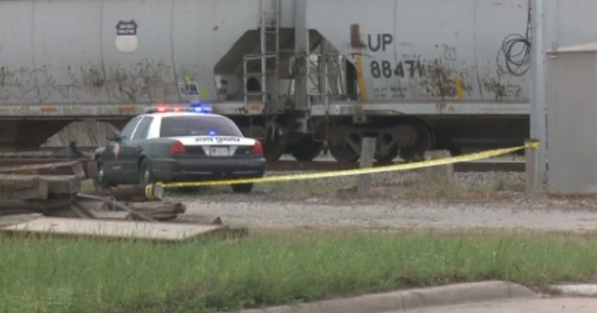 Texas woman in midst of modeling shoot when struck by train | FOX 13 ...