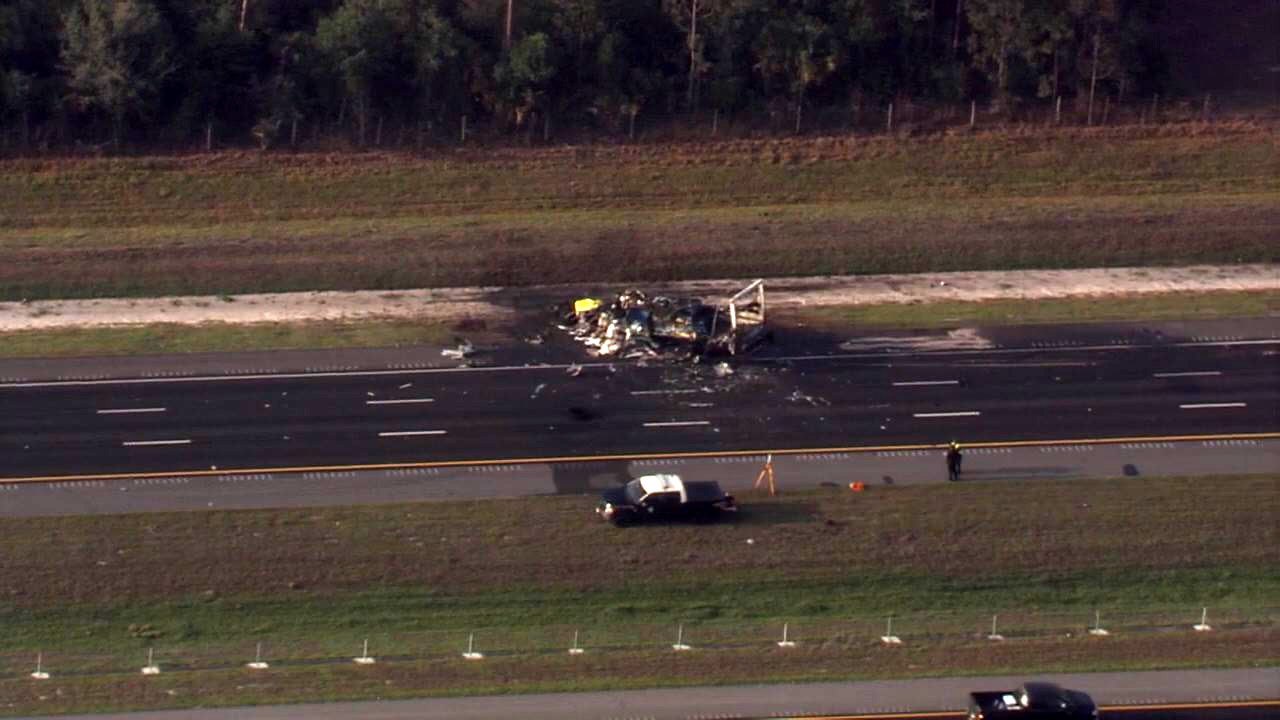 Fatal Semi Crash Shuts Down SB I-75 In Sarasota Co. | FOX 13 Tampa Bay