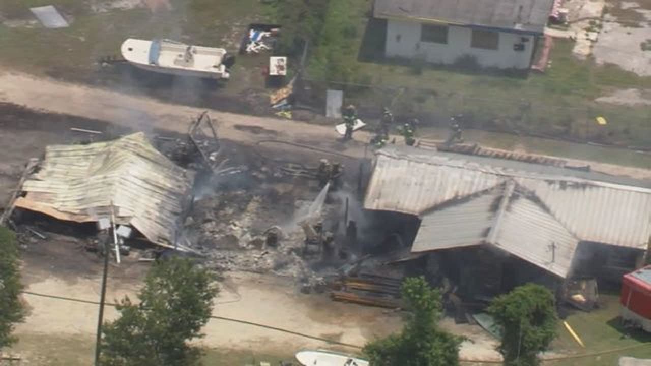 Firefighters battling building fire near Valrico FOX 13 Tampa Bay