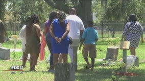 Pinellas students mark 19 blank graves in African American cemetery