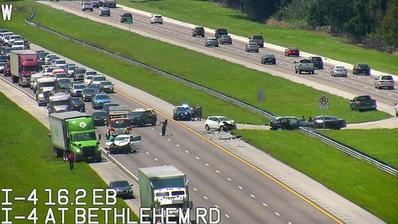 Crash closes I-4 eastbound lanes in Plant City