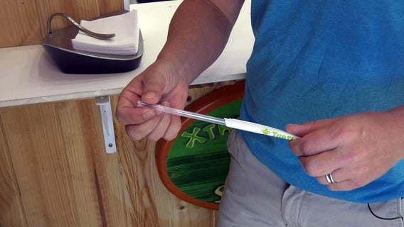 Smoothie shop owner turns to plant-based straws