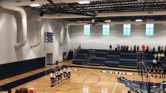 No flag, no problem: Fans at brand-new Florida school honor America anyway