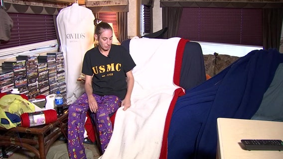 Tampa woman honors veterans by knitting U.S. flag