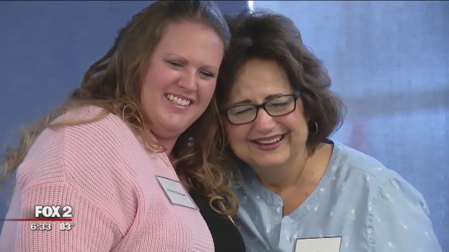 Donated kidney recipients meet donors for first time