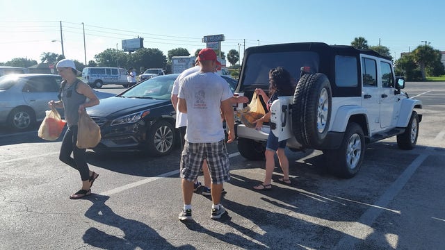 Pasco residents unite to help each other after Hermine