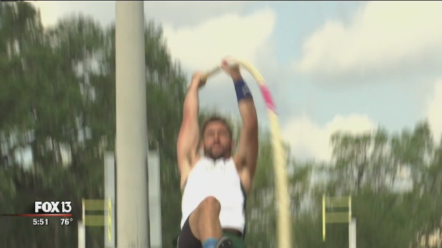 USF junior breaks school record in pole vault