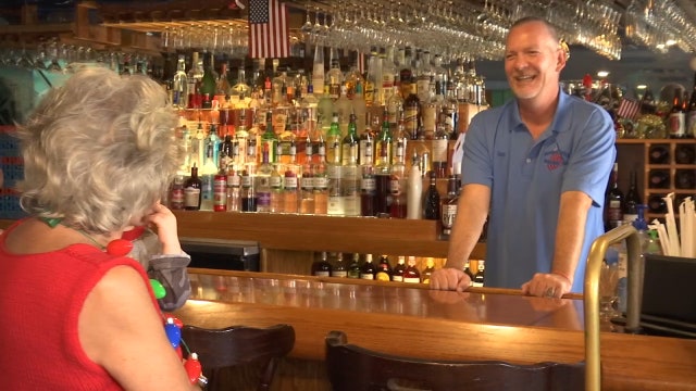 Bartender aims to raise $20,000 in tips for veterans on Christmas