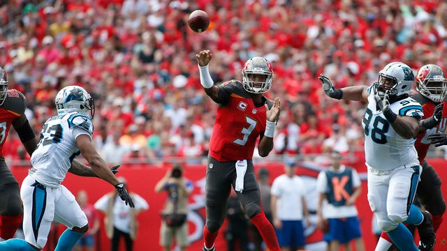 Bucs hold off Panthers 17-16, finish with winning record