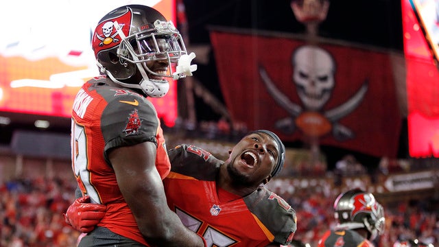 Winston throws late TD pass, Buccaneers beat Saints 31-24