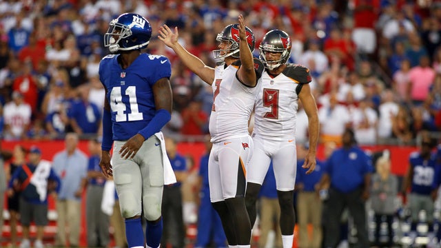 Winston leads 4th-quarter comeback, Bucs beat Giants 25-23