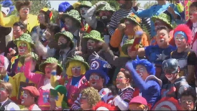 Crying inside? Creepy craze no joke for real clowns