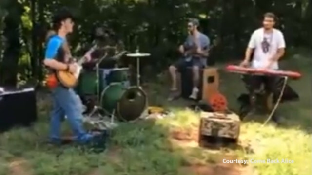 Florida band holds roadside concert after bus blows tire on I-40