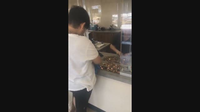 Florida woman pays nearly $500 water bill in pennies