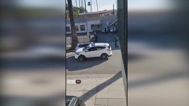 Fight over South LA parking spot turns into 'demolition derby'