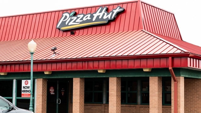 Pizza Hut to close 500 dine-in locations across U.S.
