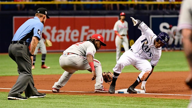 Altherr, Kingery, Phillies win 6th in row, beat Rays 10-4