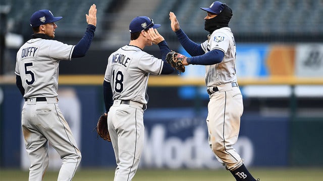 Smith ties career high with 4 hits, Rays beat White Sox 5-4