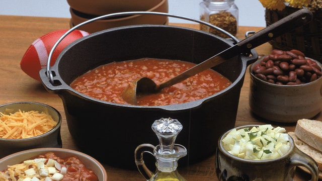 School cook who added kangaroo meat to chili loses job