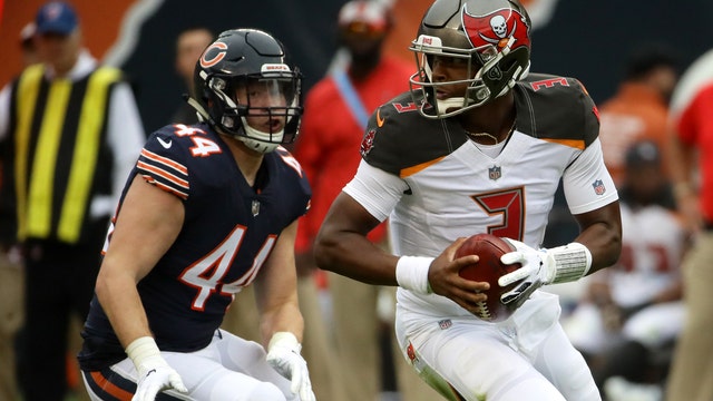 Trubisky throws for 6 TDs, Bears pound Buccaneers 48-10