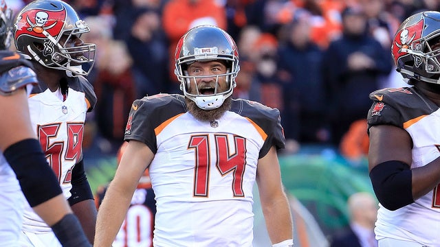 Fitzpatrick to start for Bucs on Sunday
