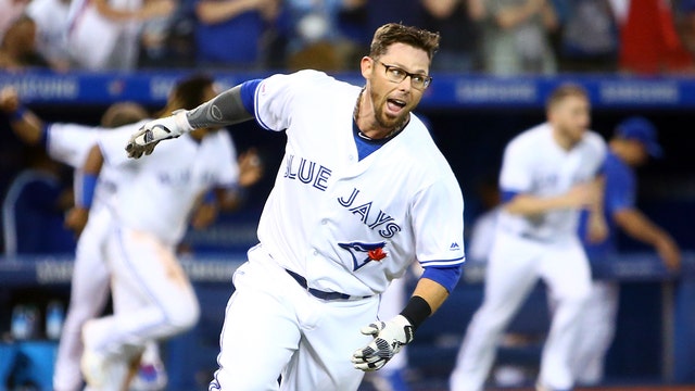 Switching sides: Blue Jays trade Sogard across diamond to Rays