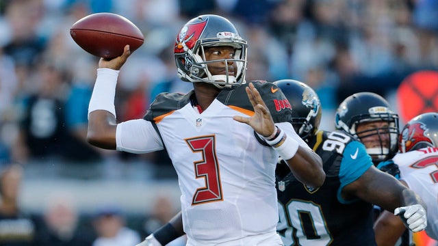 Buccaneers rally to beat Jaguars 27-21