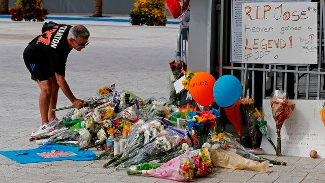 Cuban ballplayers mourn the loss of Fernandez
