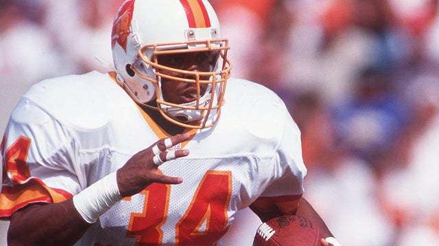 Reggie Cobb, former Bucs running back, dies at 50