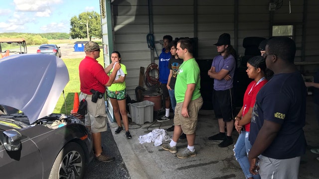 Free driving lessons for teens go beyond driver's ed