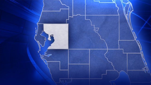 Hillsborough County deputies searching for 2 possible suspects involved in fatal Tampa shooting