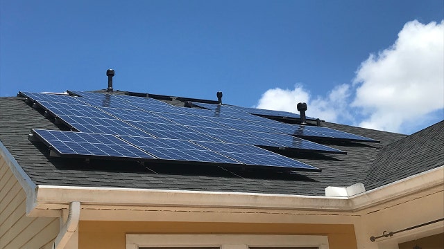 Company allows customers to lease solar panels